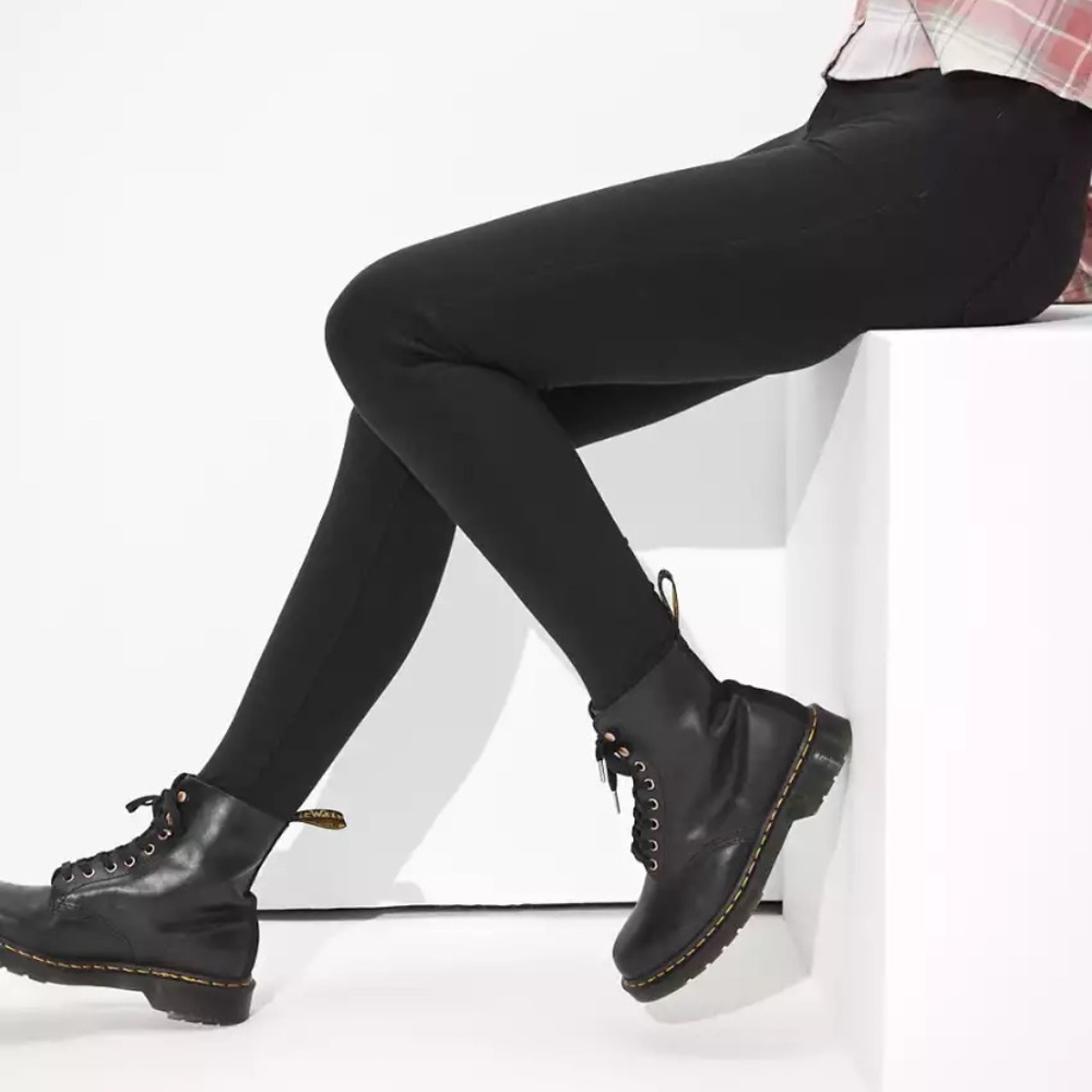 American Eagle Black Jeans